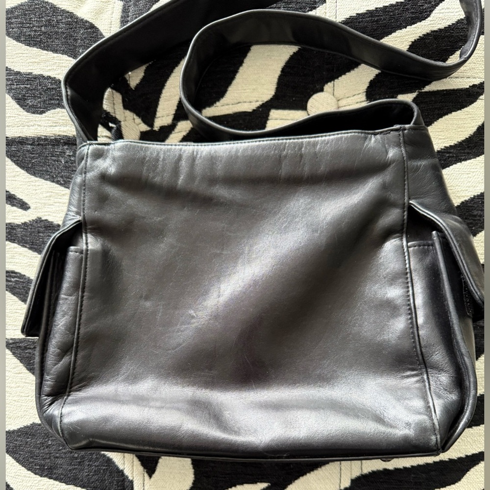 Perlina Black Soft Leather Purse